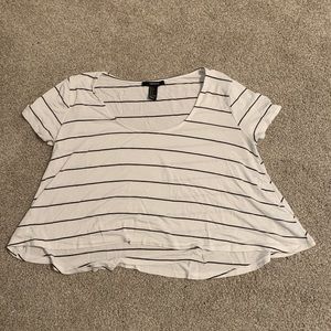 ‼️SOLD‼️ Black white stripe flowy scoopneck crop